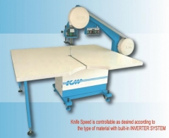 Serra de fita com inverter, insuflação KM modelo KBK-900 ( Fita de 0.45x10x3860mm ) com mesa de 1500 X 1800mm