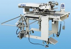 Maquina de costura de meter bibos/Bolsos JUKI APW 896NS-12ZR2K - 24mm com empilhador SP-46N, rolo extrator SP-47N