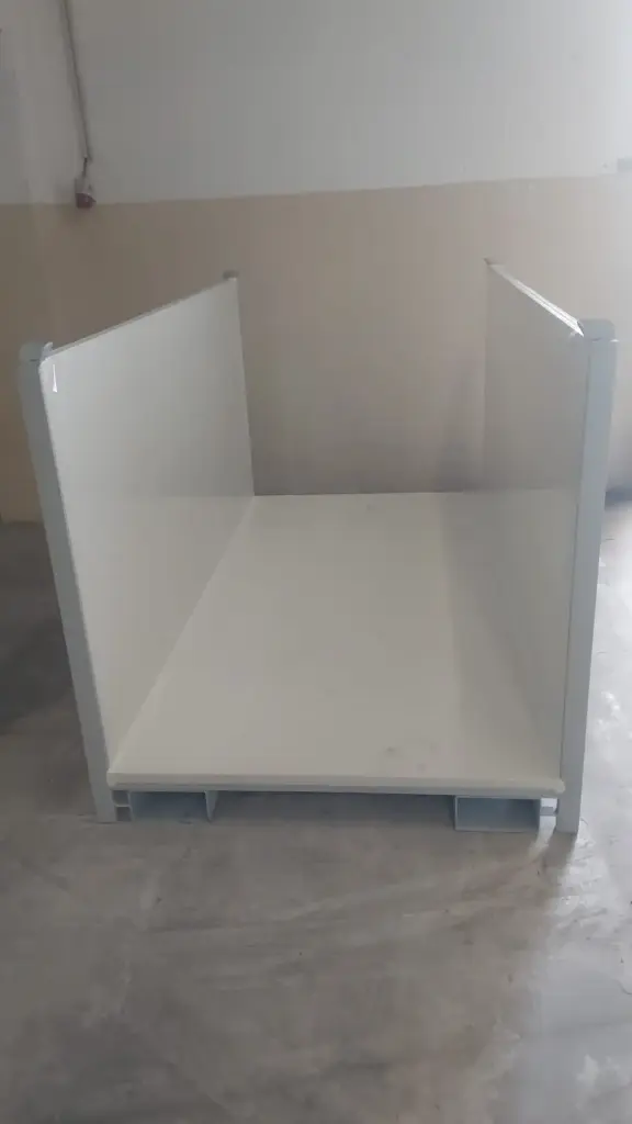 Carrinho 2,2 x 1,10 x 1,05mt metalizado  para rolos de tecido  /  malha com suporte para garfos de empilhador