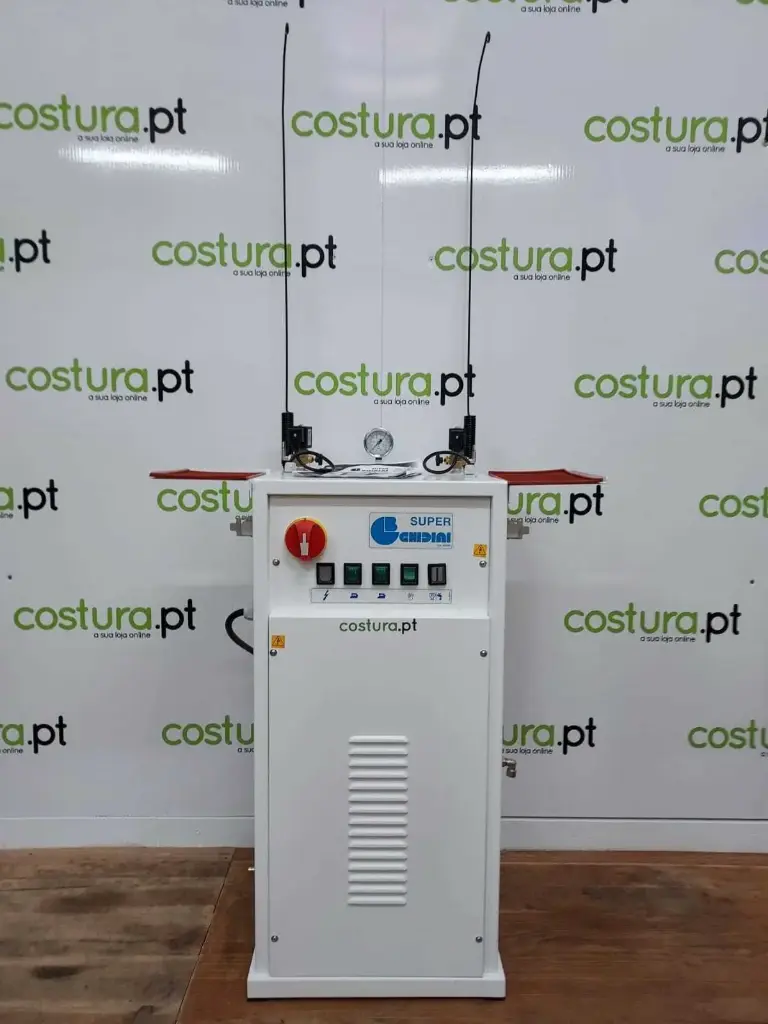 Gerador de vapor Ghidini Super com Bomba PQM 65 - 400V. / 3 / 50 HZ. - 6 KW - 4 BAR - G05H22