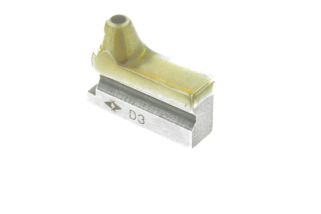 Lamina de casear de olhal Brother