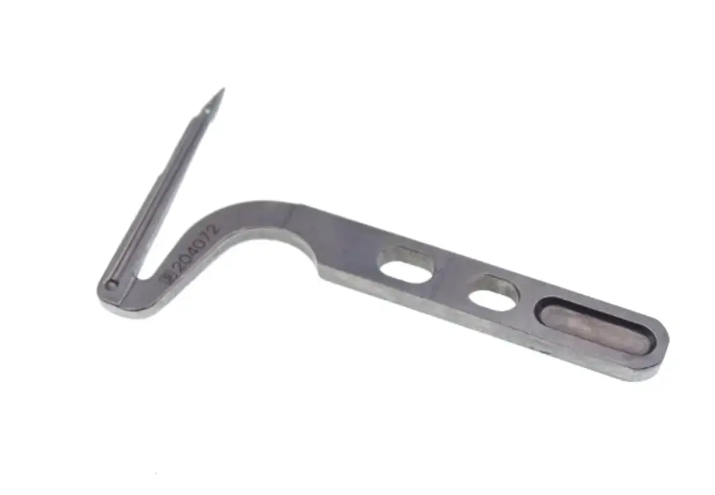 Laçadeira  /  crochet inferior Pegasus M600 / M700