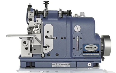 Maquina de costura Merrow MB-4DFO-3.7 ACTIVESEAM, com motor servo, tampo e bancada nacional