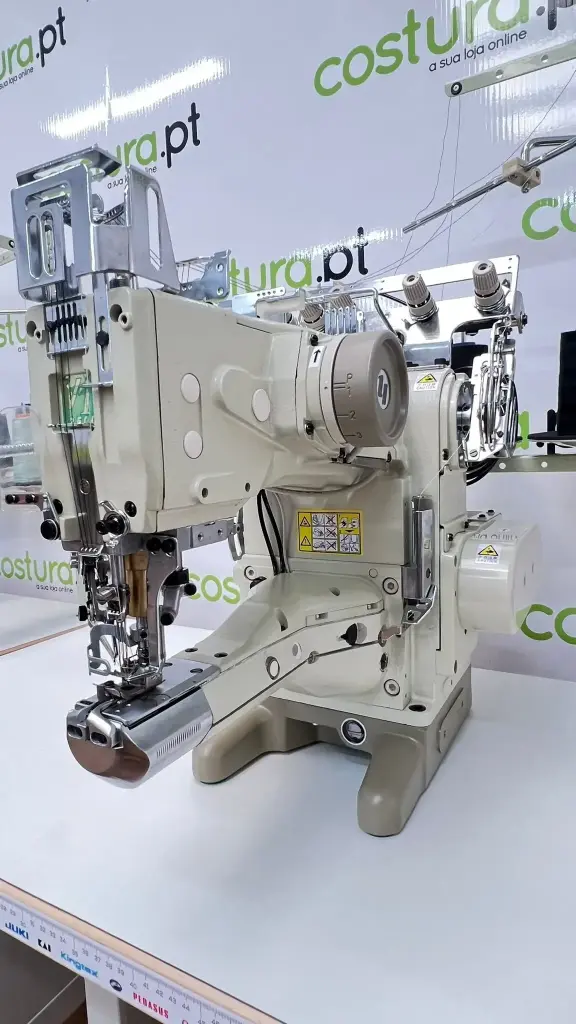 Maquina de costura Yamato VT2513-156M-34K / UT-A34 / ST-2A / Y, com motor servo, tampo e bancada nacional