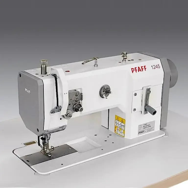 Maquina triplo arrasto PFAFF  1245-6 / 01 CLMN8P