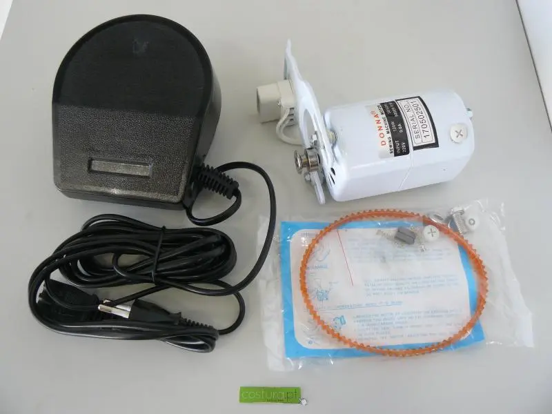 Motor para maquina domestica c / pedal de 120W - 220Volts