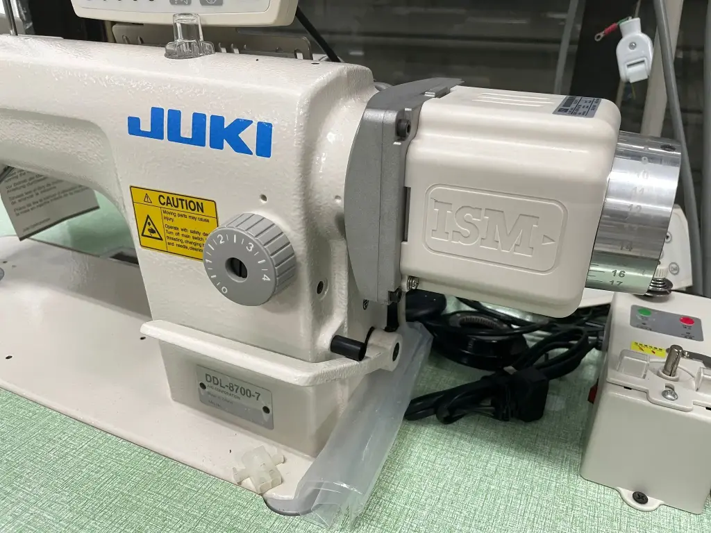 Motor servo direct drive ISM SV-870+SM72-4550-IM1B, 450W - 5000RPM com 4 saídas, sincronizador 220-50 / 60HZ para Juki DDL 8700-7 e Brother 737