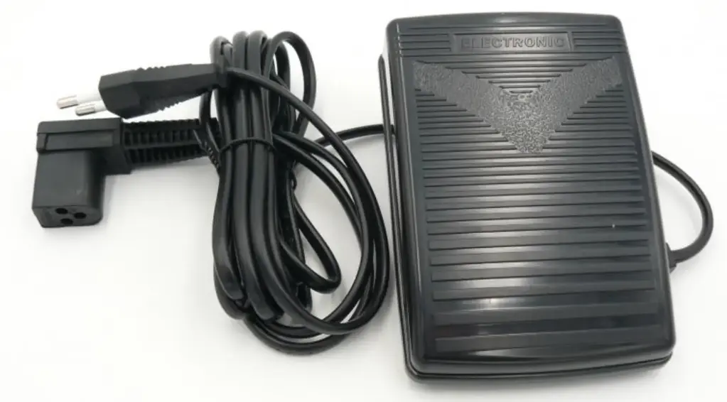 Pedal de motor para maquina domestica