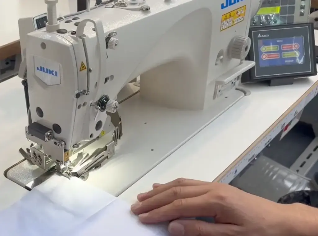 Sistema automático de corte de guilhotina pneumático com software , contagem de pontos por programação - CPTex.A10