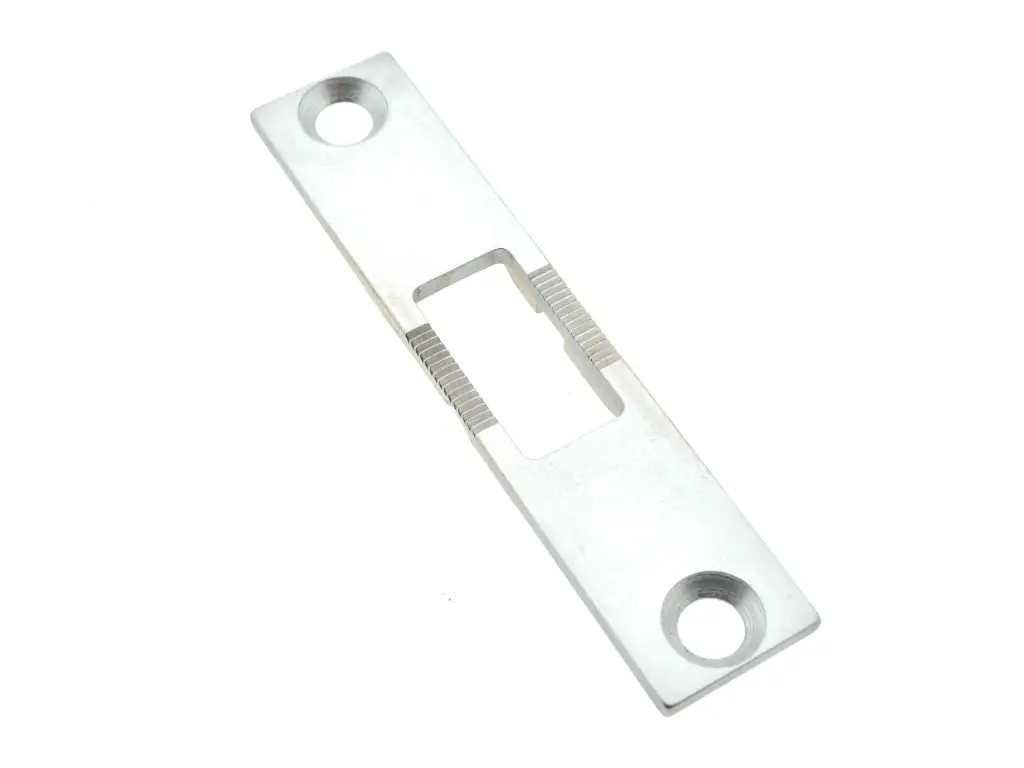 Conjunto de arrastador, Chapa de agulha  /  espelho, canhão e calcadores de 4mm para Durkopp 867 - 2 agulhas