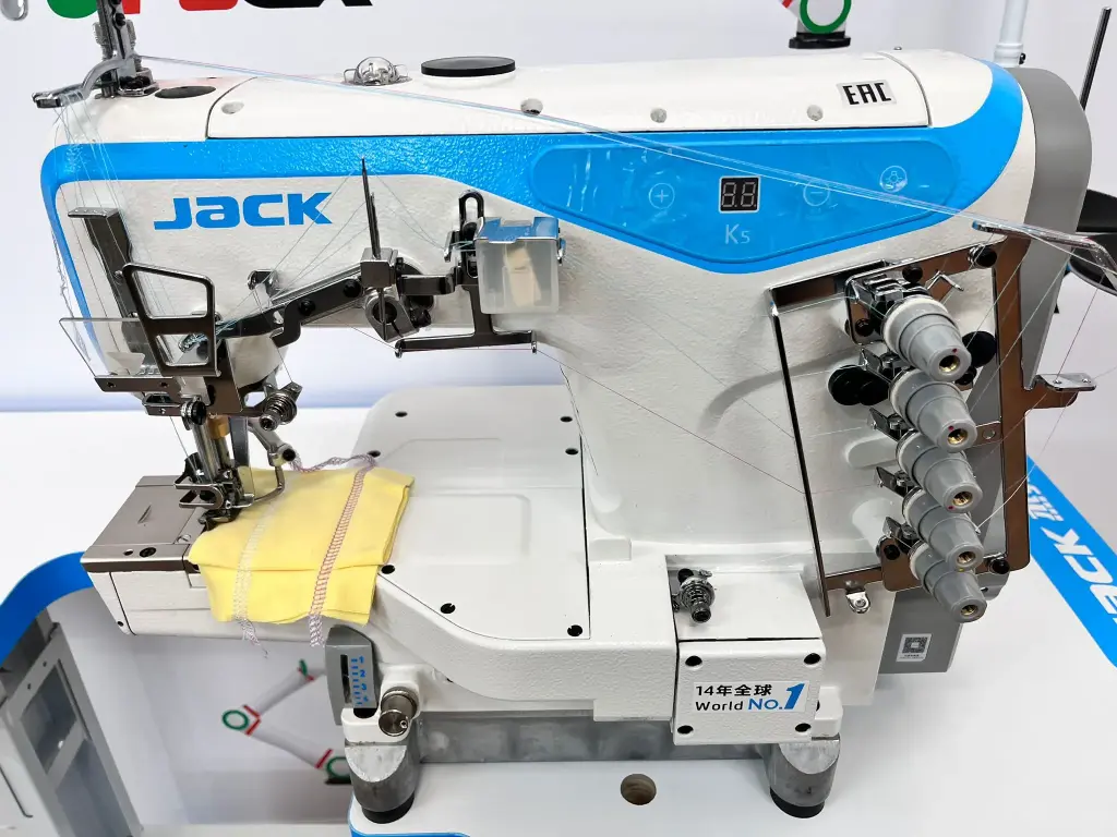 Maquina de costura de recobrimento Jack K5-D-01GBX356