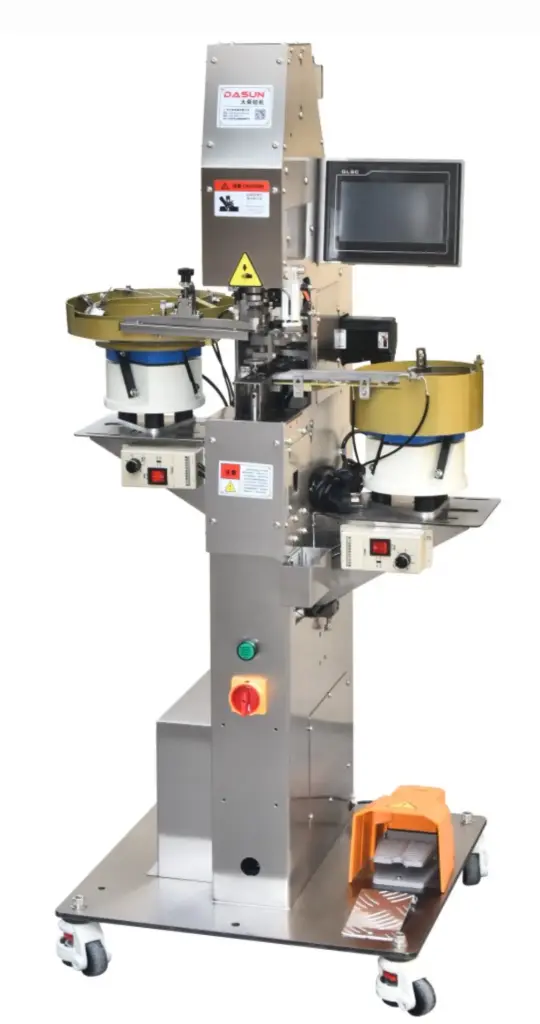 Máquina automática para aplicação de botões/molas de pressão DS-170