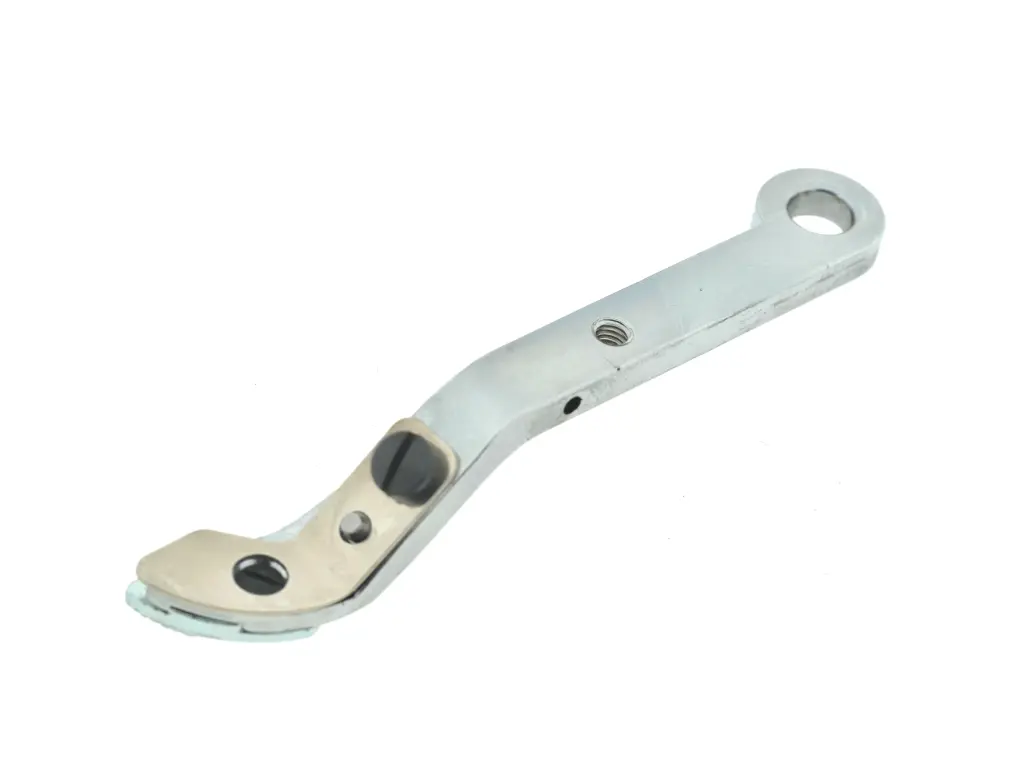 Garra direita da pinca de Pregar Botões para botão Juki Lk