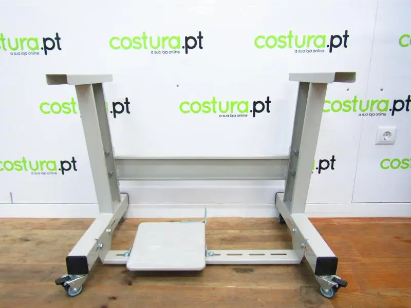 Estante direita rodas duplas com travessa de 117cm ( TamRa )