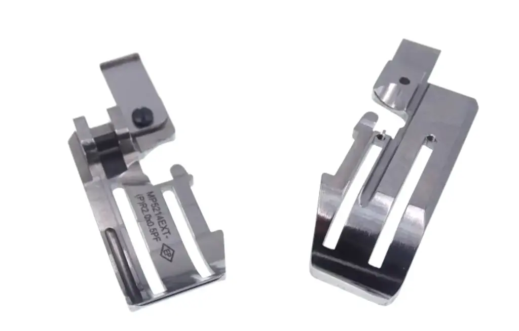 Overlock 2 needle presser foot 2mm pipping Everpeak made in China (HS Code 2017- 84529000)