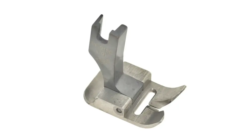 Calcador Zigzag Pfaff para grossos 10mm (91-055106-23 / 006C) EverPeak = 918C(10)  /  PF-918C(10)