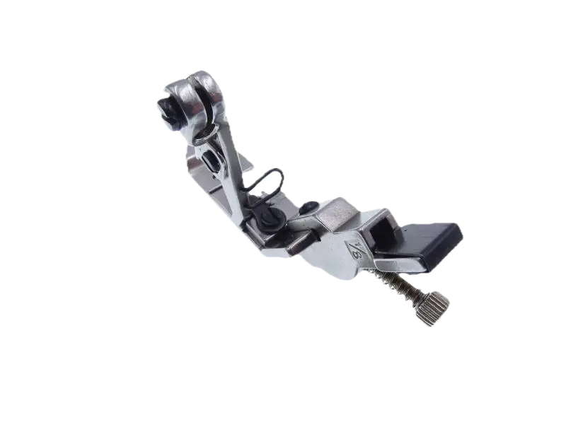 Calcador corte e cose de 2 ag. com canal  e tensor de elástico 3.2mm Juki