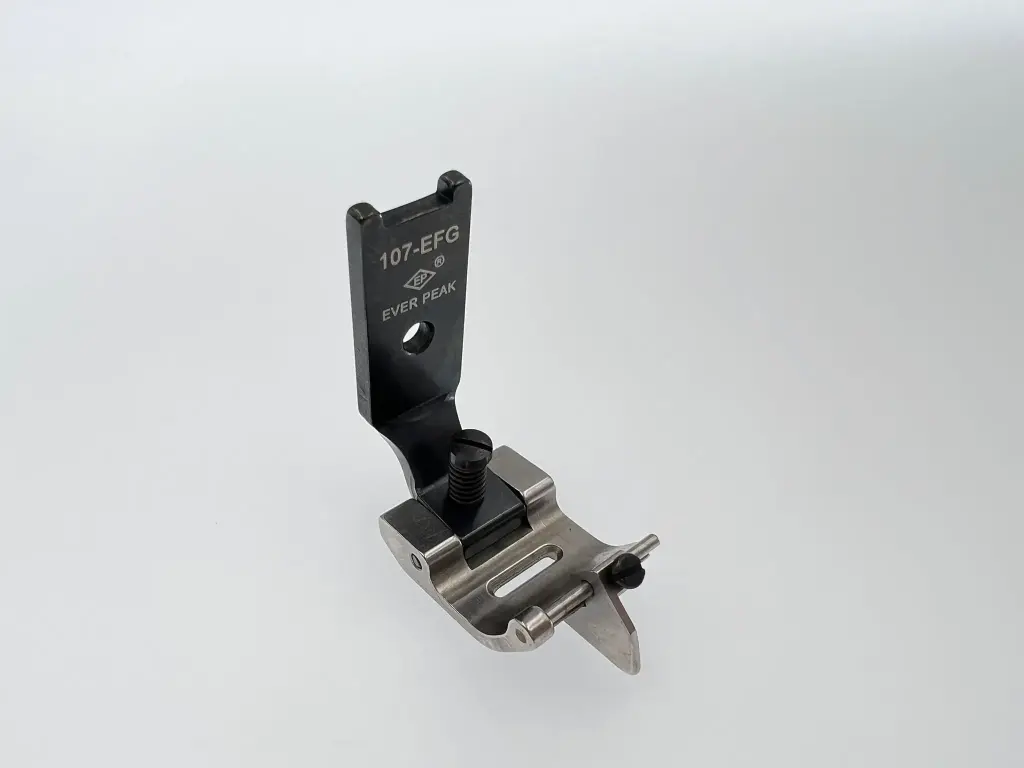 Calcador de zig zag com guia regulavel EverPeak = 107-CG = 7703B-GD