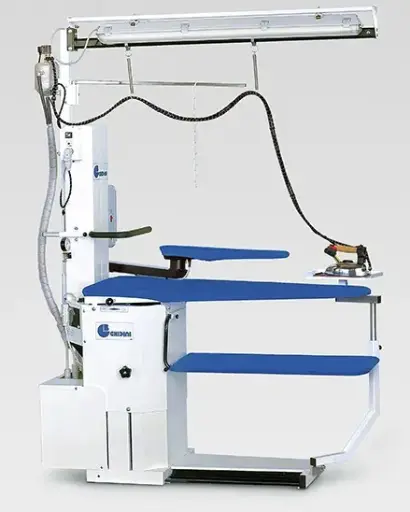 [Ghi.Tornado/V] Mesa bico de pato com 1350x510x270 mm, ajuste em altura a 75 / 95cm, aquecimento, aspiração, insuflação, braço de mangas com aquecimento, e transporte aéreo com lâmpada Ghidini Tornado, ligação de ar comprimido para comutar a aspiração e insuflação = C03B01