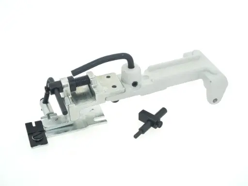 [K.B2401-373-OBO] Pinca botoes de Pe juki MB372 / 373