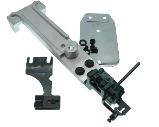 [K.SA6492001] Pinça de botões de pé Brother KE438