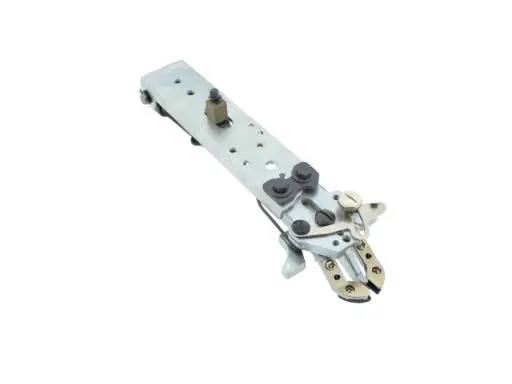 [K.141-90052] Pinça de botões normais Juki LK1903 (co)