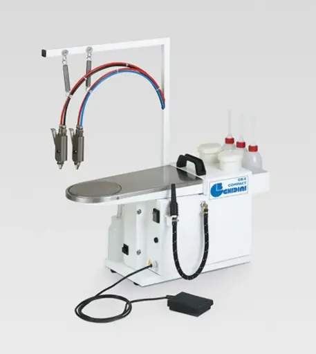 [Ghi.D41G01] Mesa tira nódoas sem caldeira com aspiração, com duas pistolas, suporte de pistolas e 2 tanques para liquidos Ghidini GBS Compact