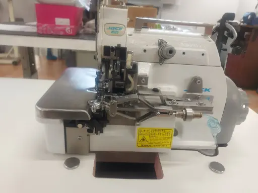 [SDMC] Sistema de desenrolar malha corte e cose com movimento pneumático com cilindro de cartucho Pneumax (1213.6.10)