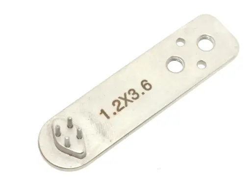 [Cptex.JM-1.2x3.6-4] Matriz / transportador para carregador de botões de 4 furos 1.2x3.6mm para maquina de botões