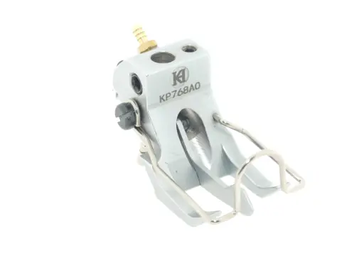 [KH.KP768-AO10mm] Calcador triplo arrasto 2 agulhas 10 mm com guia central pneumatico Durkopp 867