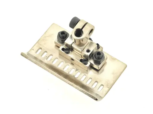 [Lj.P9012D-A] Calcador Siruba 12 Agulhas 4,8mm (3 / 16)