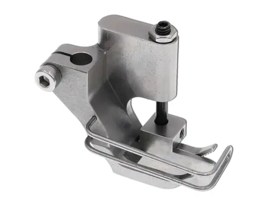 [Ev.0467220043-CR4C] Calcador de triplo arrasto Durkopp 467 / 767 com guia direito de 4 mm curto EverPeak